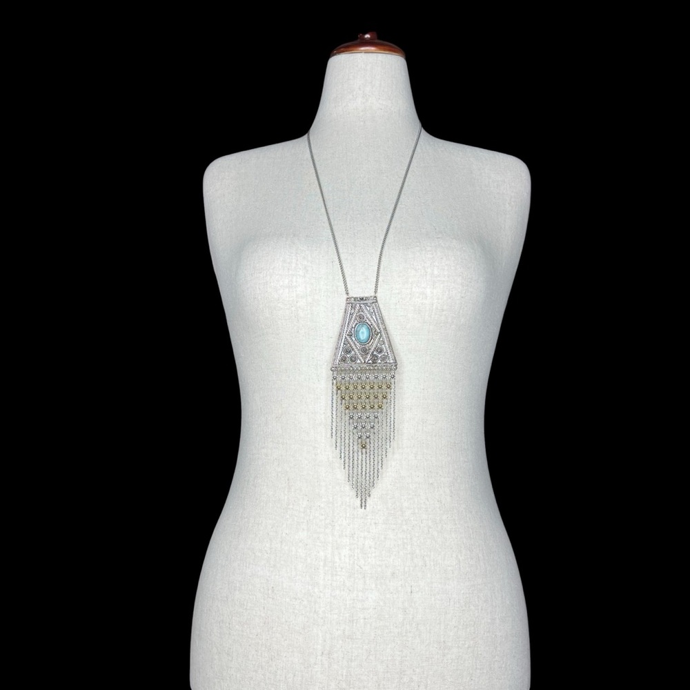 AMERICAN EAGLE Turquoise Silvertone Boho Western  Fringe Chainmail Necklace OS